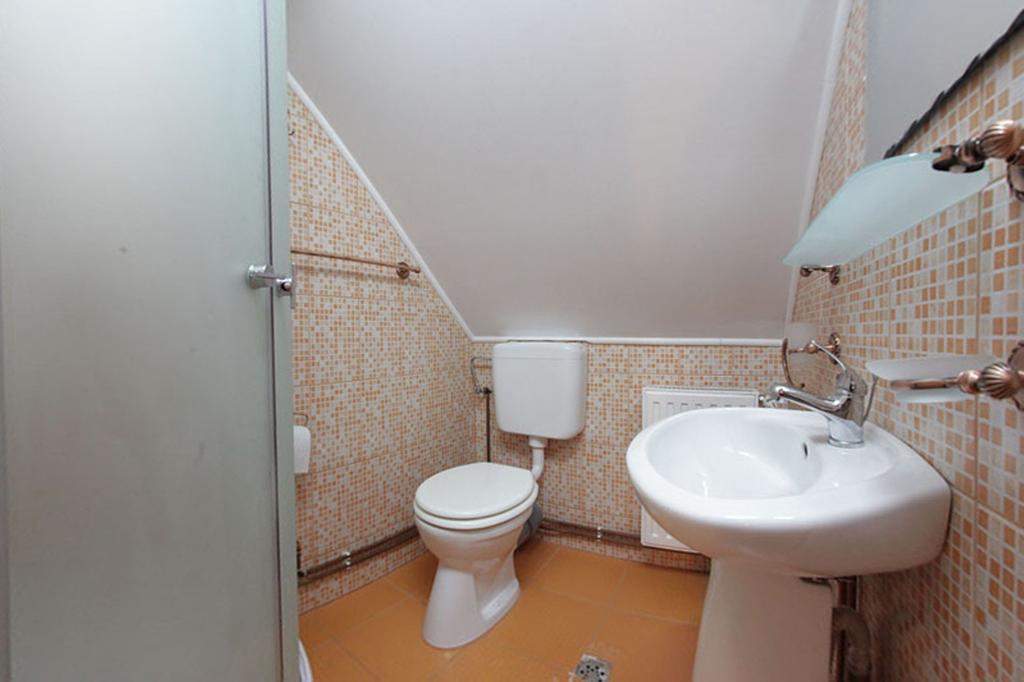 Pensiunea Flori De Camp Vatra Dornei Quarto foto